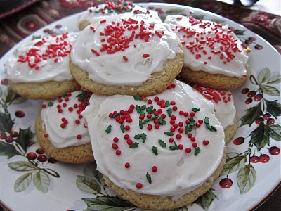 Recipes Sugar Cookies on Soft Sugar Cookie Recipe With Homemade Frosting     Embracing