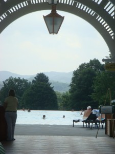 The Greenbrier's Infinity Pool
